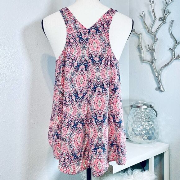 Xhilaration Sleeveless Blouse - Picture 5 of 8